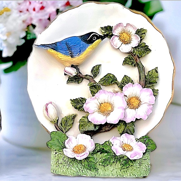 Heritage House Symbol of Remembrance Plate & Stand - Picture 2 of 5